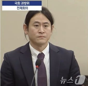 백준호 퓨리오사AI 대표가 이달 5일 열린 국회 과학기술정보방송통신위원회 전체회의에 참고인으로 출석해 답변하고 있다.&#40;영상 갈무리&#41;