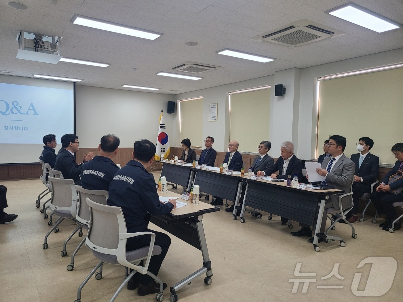 안창호 국가인권위원회 위원장이 26일 청주외국인보호소를 방문했다. (인권위 제공)