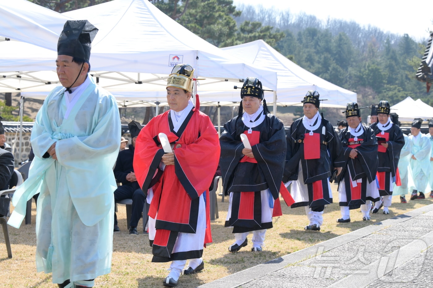 계백장군 제향 봉행 모습. (논산시 제공. 재판매 및 DB금지) /뉴스1