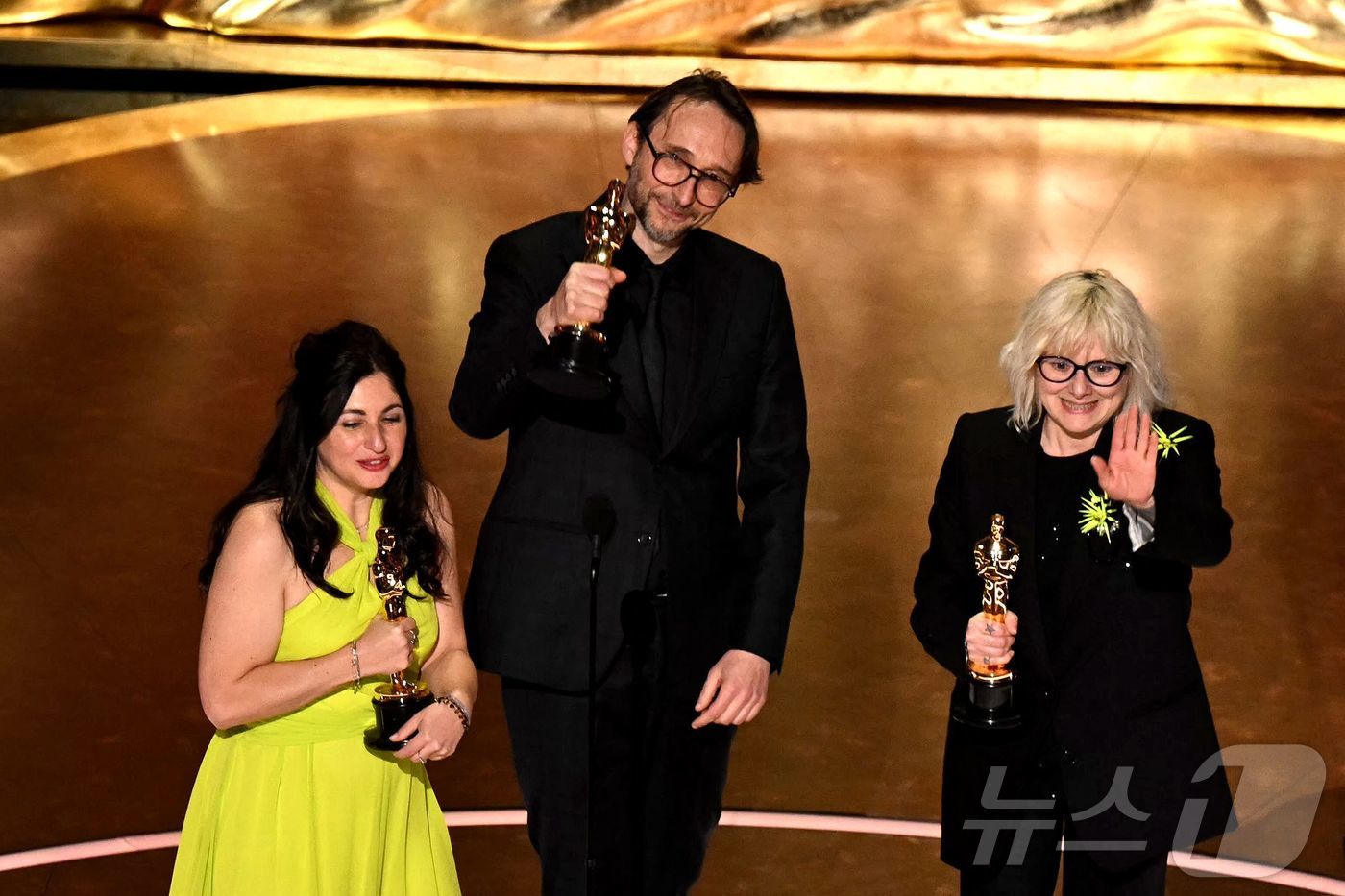 '서브스턴스' 분장상 ⓒ AFP=뉴스1