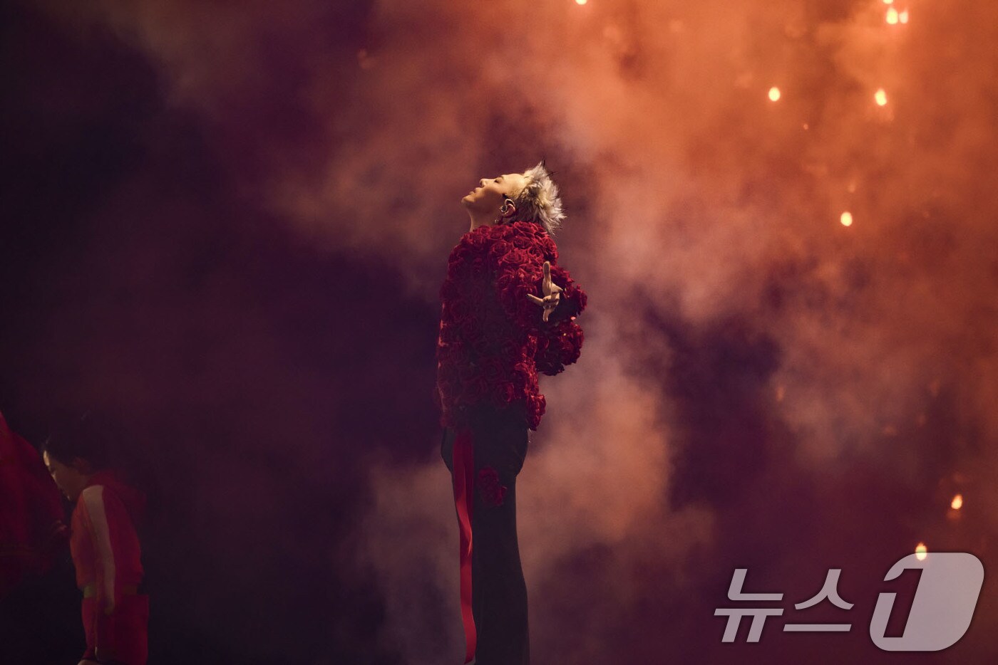 가수 지드래곤(GD)이 29일 경기도 고양시 고양종합운동장에서 열린 ‘지드래곤 2025 월드투어’ 콘서트에서 멋진 공연을 펼치고 있다. (갤럭시코퍼레이션 제공. 재판매 및 DB 금지) 2025.3.30/뉴스1