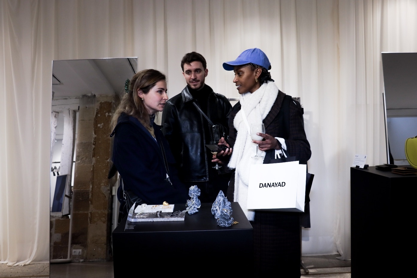 유럽에서 글로벌 한국패션 마켓플레이스 &#39;DANAYAD&#39;&#40;다나야드&#41;를 운영하는 슬로크가 지난 1월 31일부터 2월 25일까지 프랑스 파리 마레 지구에서 팝업스토어를 열었다. &#40;슬로크 제공&#41;