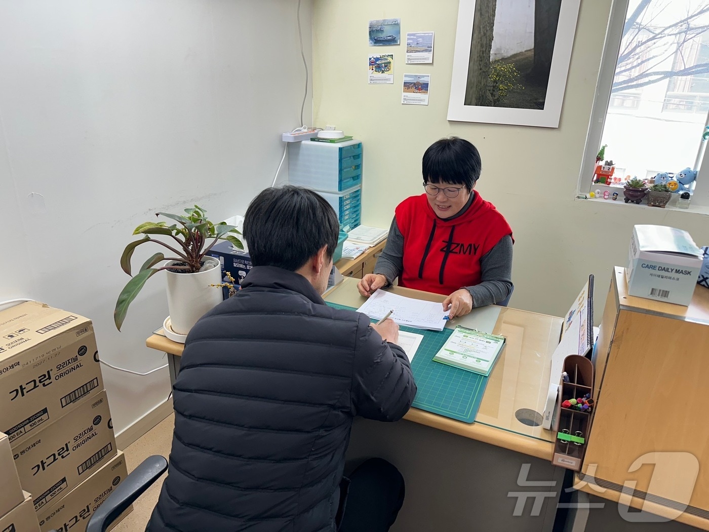 속초시 찾아가는 금연클리닉 상담 모습.(속초시 제공, 재판매 및 DB 금지) 2025.3.4/뉴스1