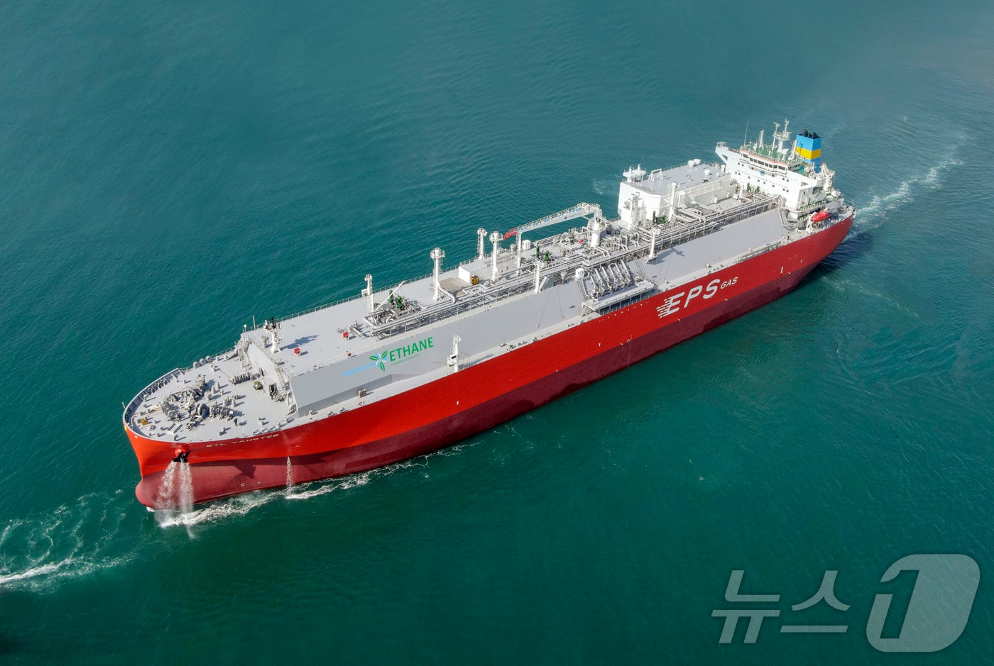 HD현대중공업의 초대형 에탄운반선(HD한국조선해양 제공)
