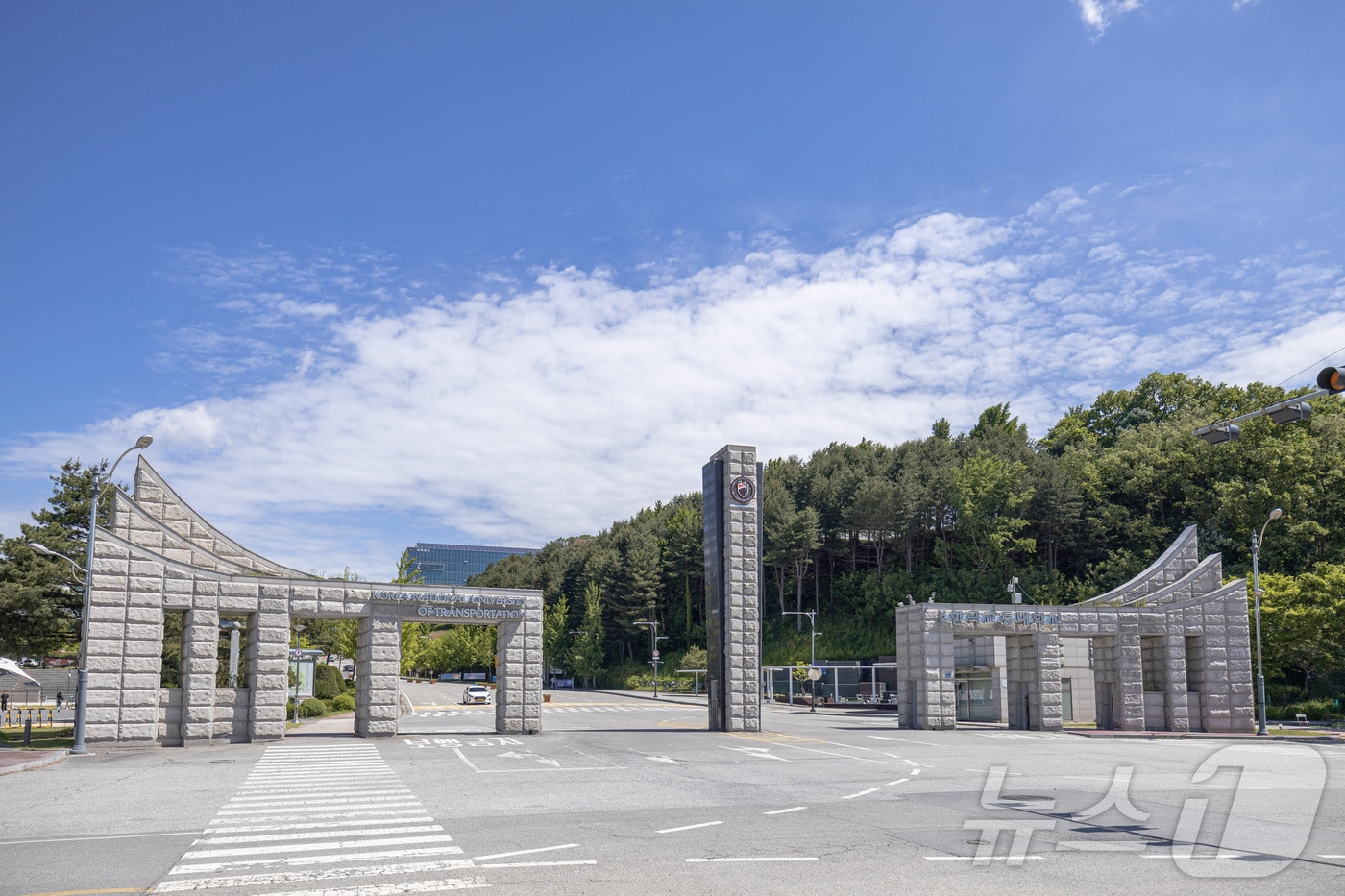 한국교통대 지역혁신센터 '중소기업 혁신성장 지원사업' 선정 - 뉴스 썸네일 이미지