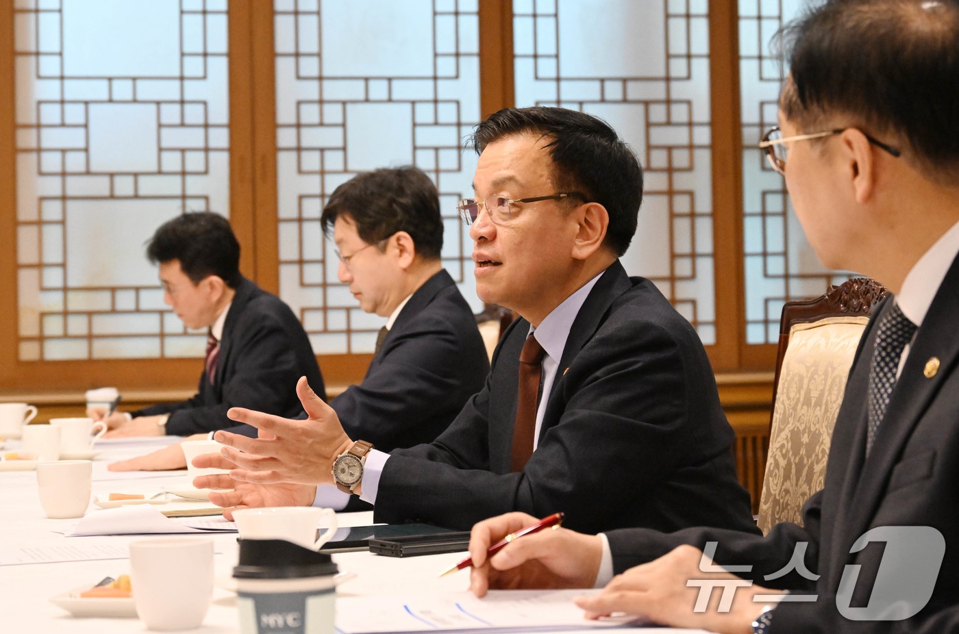최상목 대통령 권한대행 부총리 겸 기획재정부 장관이 5일 서울 종로구 정부서울청사에서 대외경제현안간담회를 주재하고 있다. (기획재정부 제공. 재판매 및 DB 금지) 2025.3.5/뉴스1