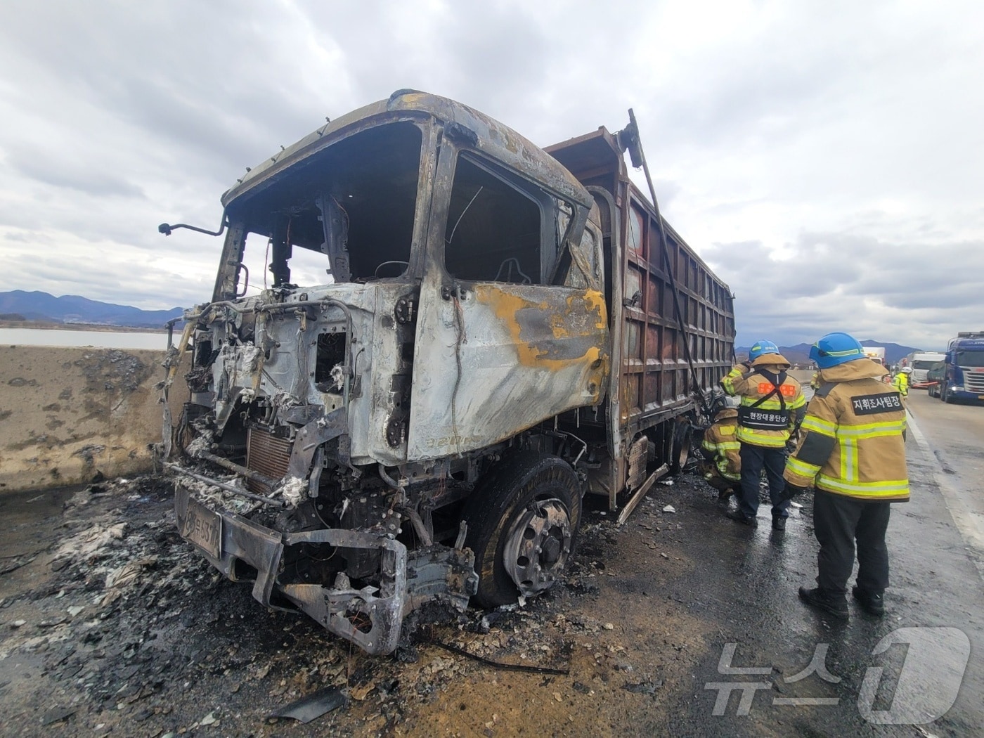 화재 현장&#40;경남소방본부 제공. 재판매 및 DB금지&#41;. 2025.3.5