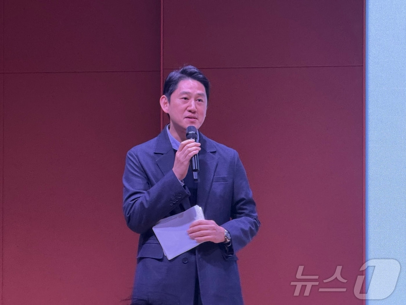 이철웅 놀유니버스 최고마케팅책임자가 &#39;놀 비즈니스 데이&#39;에서 플랫폼 개편 방향을 발표하고 있다. ⓒ 뉴스1 김형준 기자