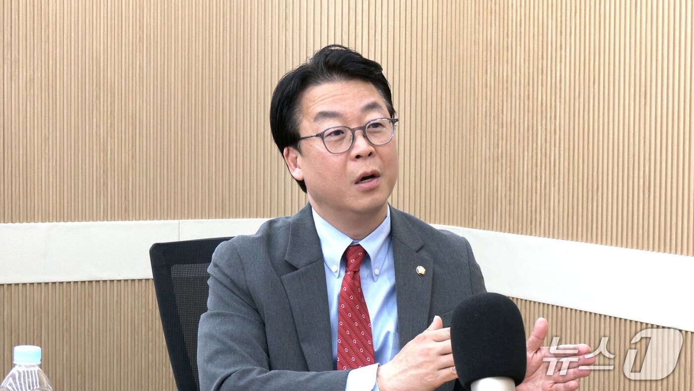 곽규택 국민의힘 의원이 10일 뉴스1TV '팩트앤뷰'에 출연해 질문에 답하고 있다.