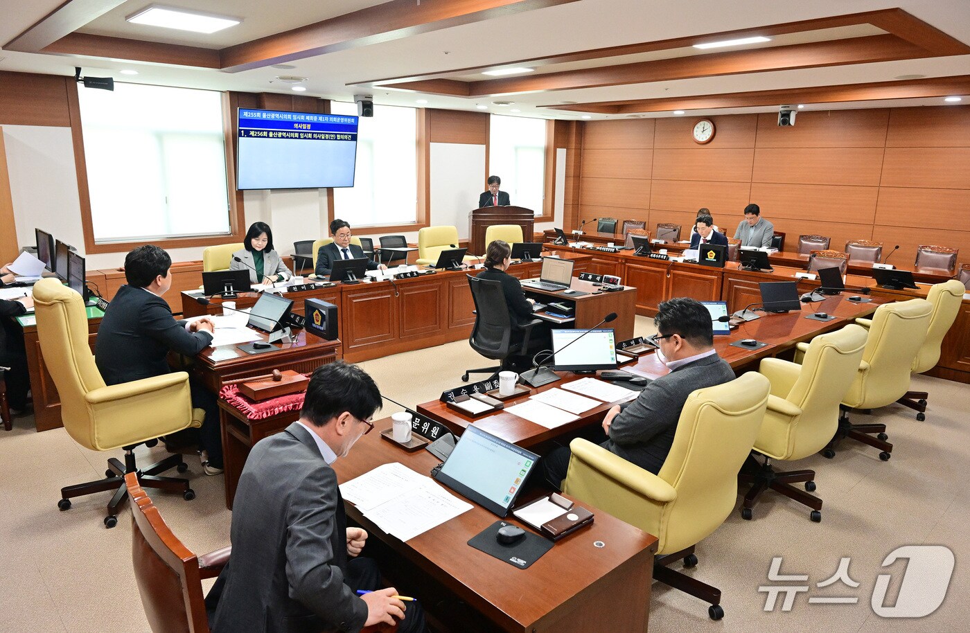 시의회 의회운영위원회는 10일 오후 회의실에서 임시회 의사일정 협의의 건을 원안 가결했다.(울산시의회 제공. 재판매 및 DB 금지)/뉴스1