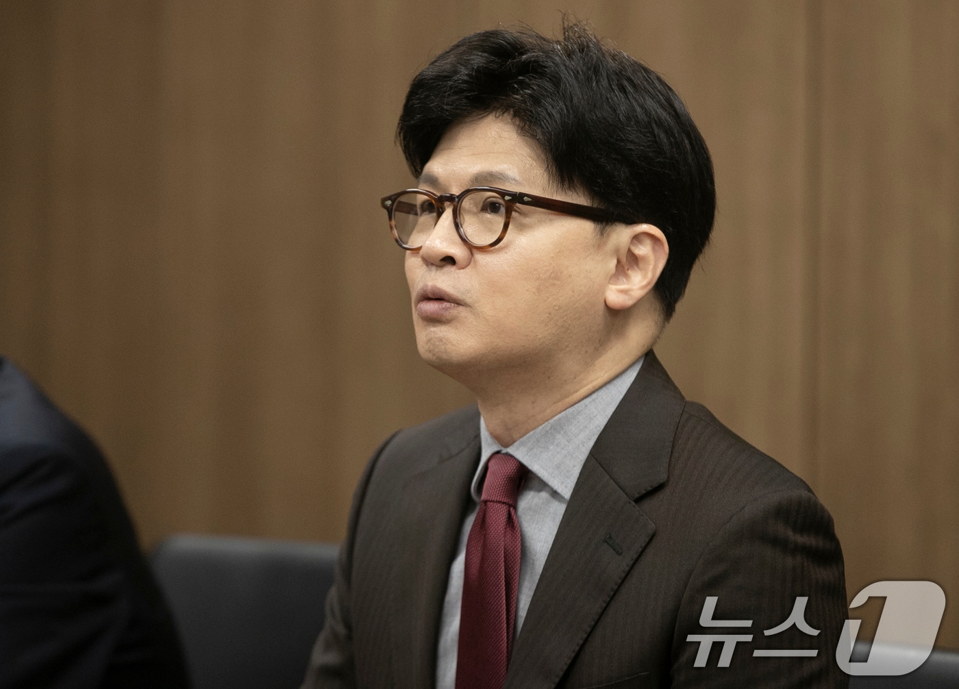 한동훈 전 국민의힘 대표가 지난 11일 울산시 남구 명화공업 울산공장을 방문해 인사말을 하고 있다. 2025.4.11/뉴스1 ⓒ News1 조민주 기자
