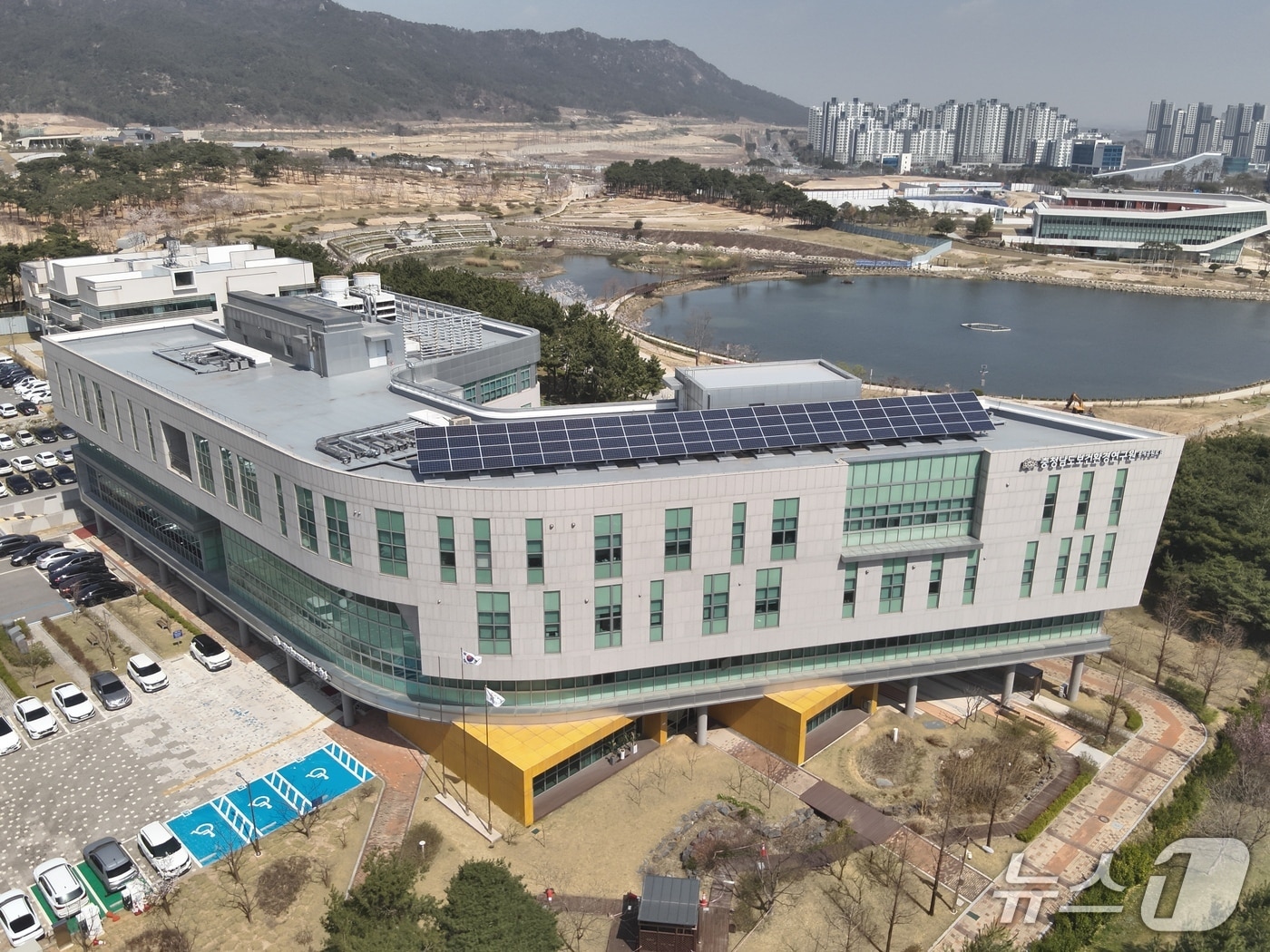 충남도 보건환경연구원 전경. /뉴스1