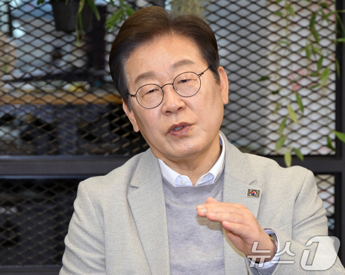 이재명 더불어민주당 대선 예비후보가 14일 서울 강남구 퓨리오사AI에서 모두발언을 하고 있다. 2025.4.14/뉴스1 ⓒ News1 국회사진취재단