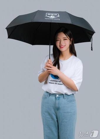 해양폐기물 새활용 3단 우산(해양환경공단 제공)