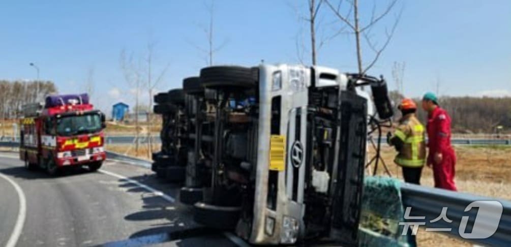 사고 현장. (경기도소방재난본부 제공. 재판매 및 DB 금지) 2025.4.16/뉴스1 