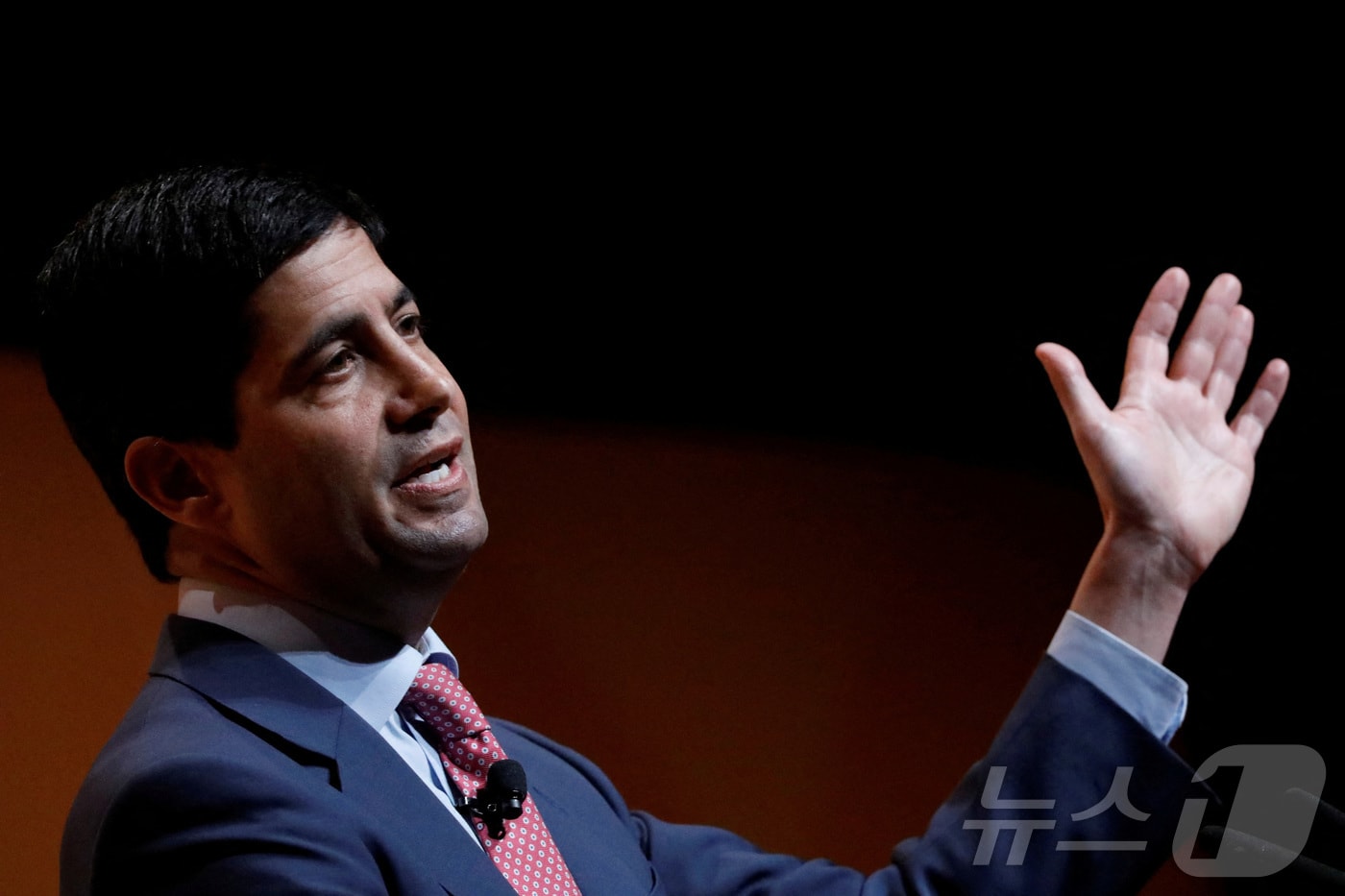 케빈 워시 전 연준이사가 한 이코노믹 포럼에서 연설하고 있다. ⓒ 로이터=뉴스1 ⓒ News1 박형기 기자