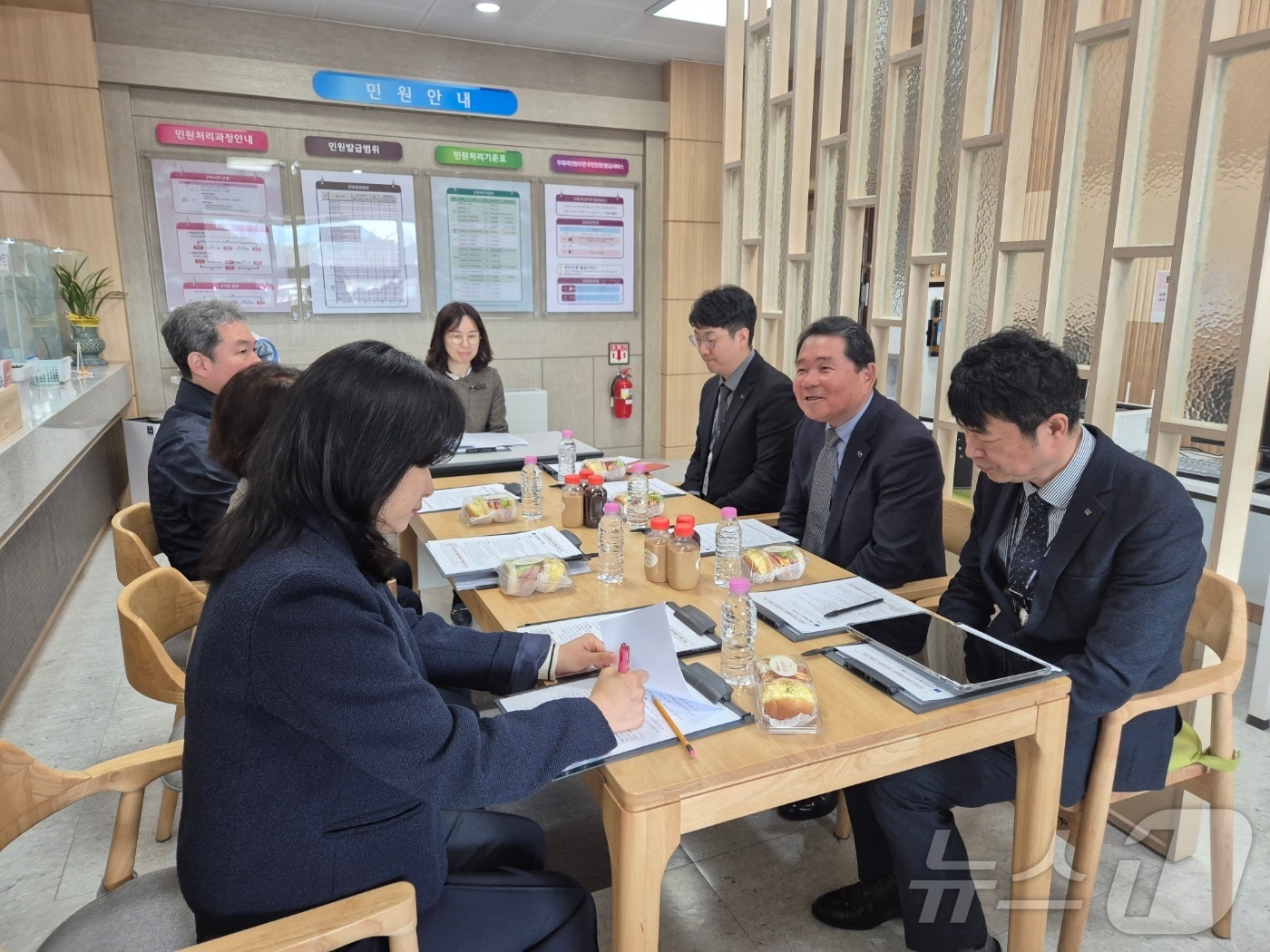 신경호 강원특별자치도교육감, 강원교육콜센터 전문상담원 간담회.(도교육청 제공, 재판매 및 DB금지)