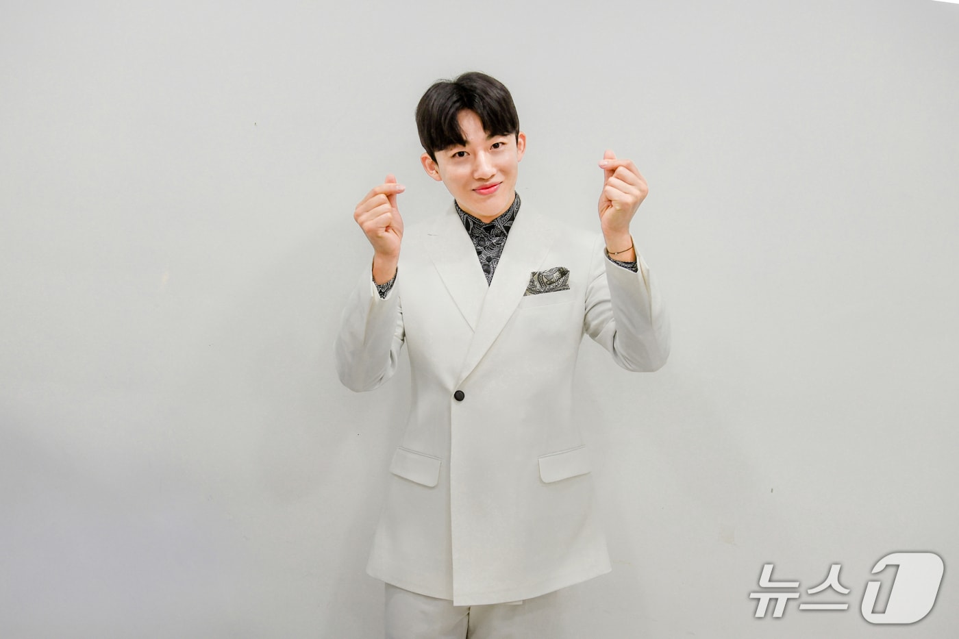 강원 속초시 홍보대사로 재위촉된 가수 신승태 씨.(속초시 제공, 재판매 및 DB 금지) 2025.4.21/뉴스1