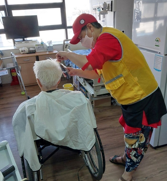 서울 강서구 가양3동 자원봉사캠프 이미용 봉사활동(서울시 제공)
