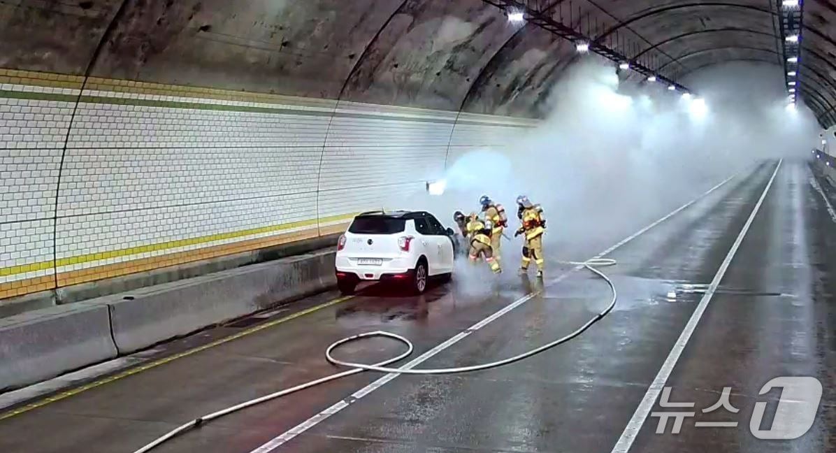 화재 현장. (경기도소방재난본부 제공. 재판매 및 DB 금지) 2025.4.22/뉴스1