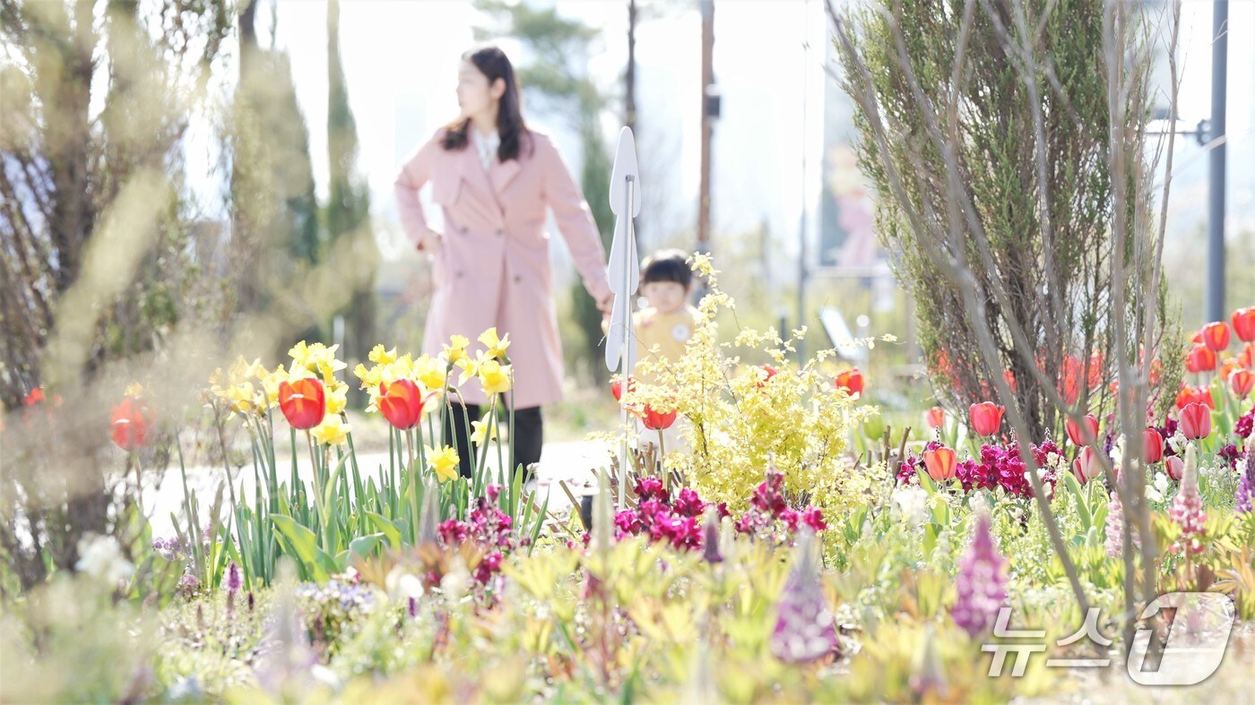 국립세종수목원 꽃길. (한국수목원정원관리원 제공.재판매 및 DB금지) /뉴스1