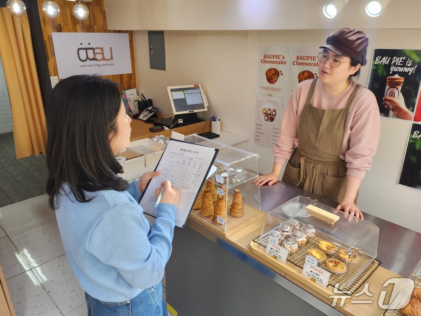 울산 남구가 지난 7일부터 22일까지‘2025 청년 창업점포 지원사업’참여 사업장을 대상으로 상반기 현장점검을 실시했다고 밝혔다.(울산 남구 제공. 재판매 및 DB 금지)