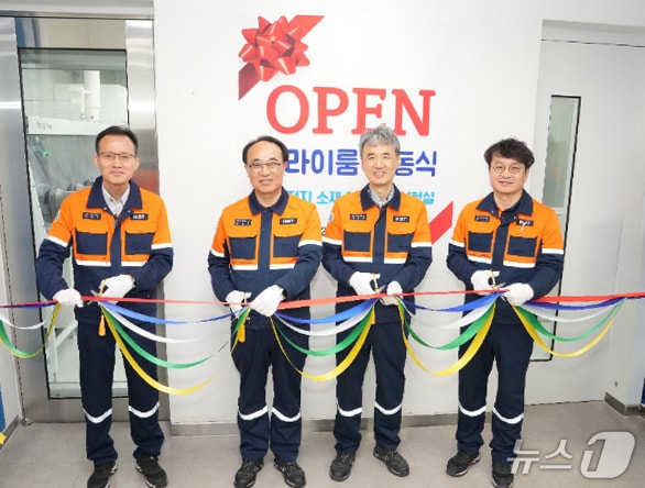 포항산업과학연구원(RIST)이 22일 국내 최초로 이차전지 소재 첨단 분석을 위한 신규 드라이룸을 구축, 가동한다.(포항산업과학연구원 제공, 제판매 및 DB 금지) 2025.4.22/뉴스1