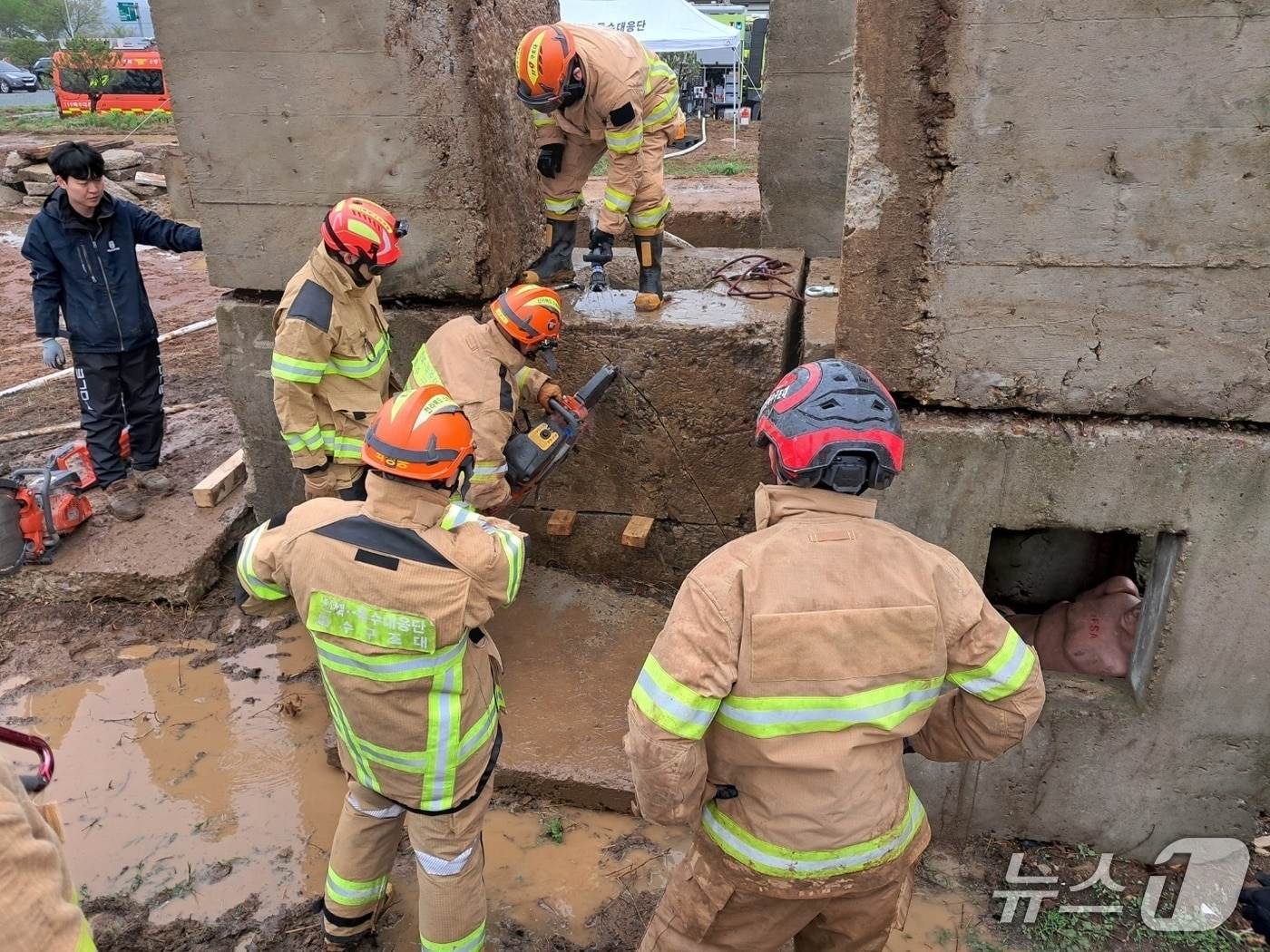 전북자치도소방본부 119특수대응단 2분기 통합대응 합동훈련 (전북소방 제공. 재판매 및 DB금지)