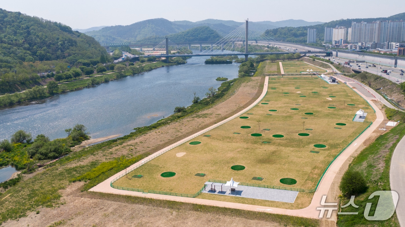 대구 북구 금호사수지구에 들어선 금호파크골프장 전경.(대구 북구 제공.재판매 및 DB 금지)