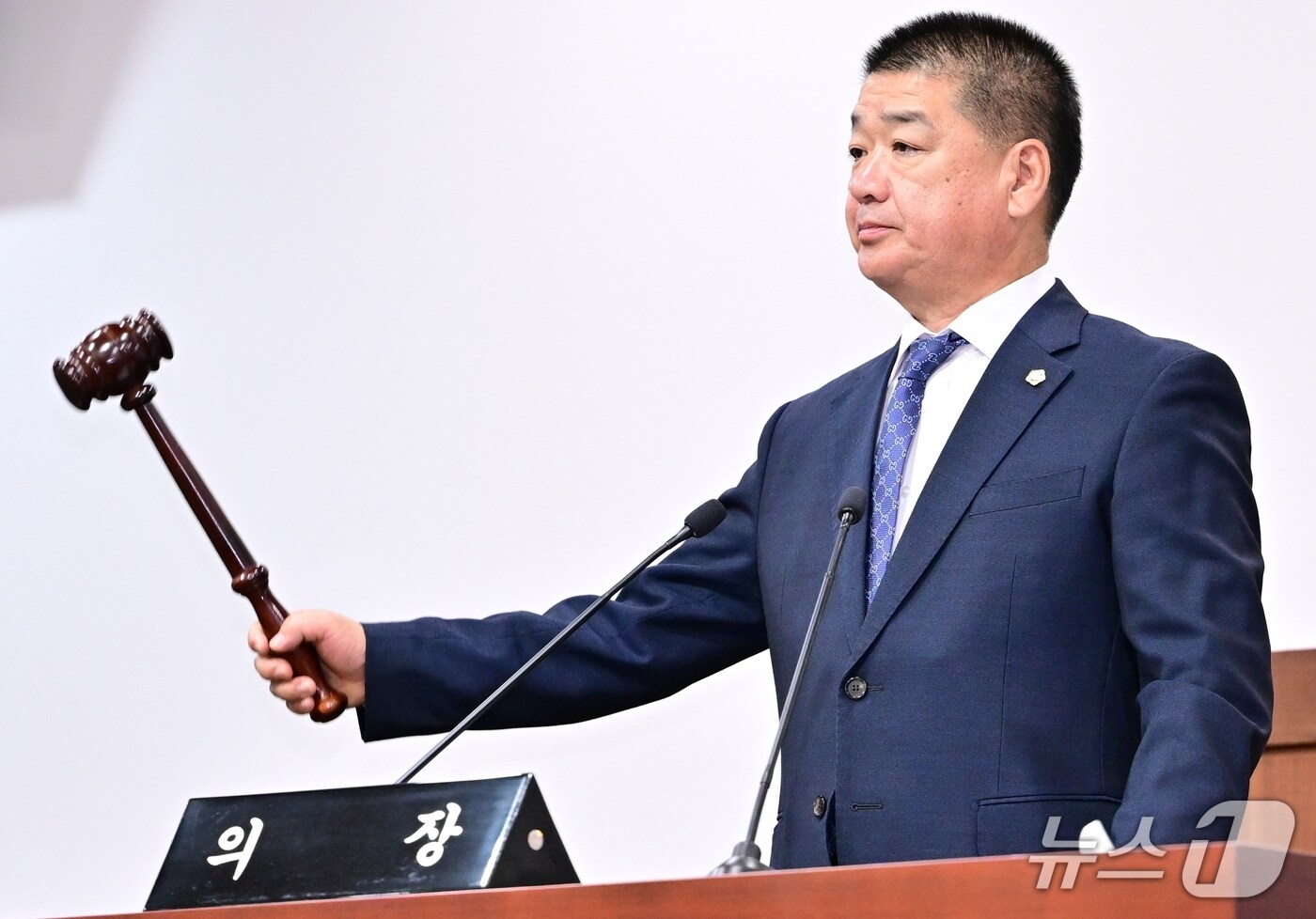 임시회 개회하는 나영민 김천시의장(김천시의회 제공. 재판매 및 DB금지)/뉴스1