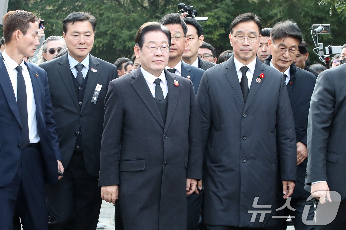 이재명 더불어민주당 대표가 3일 오전 제주시 봉개동 제주4·3평화공원에서 열린 제77주년 제주4·3 추념식에 참석하고 있다. (제주도사진기자회, 재판매 및 DB 금지) 2025.4.3/뉴스1 ⓒ News1 오현지 기자