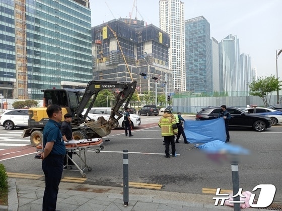 당시 사고 현장.(인천 송도소방서 제공. 재배포 및 DB금지)2025.4.30/뉴스1