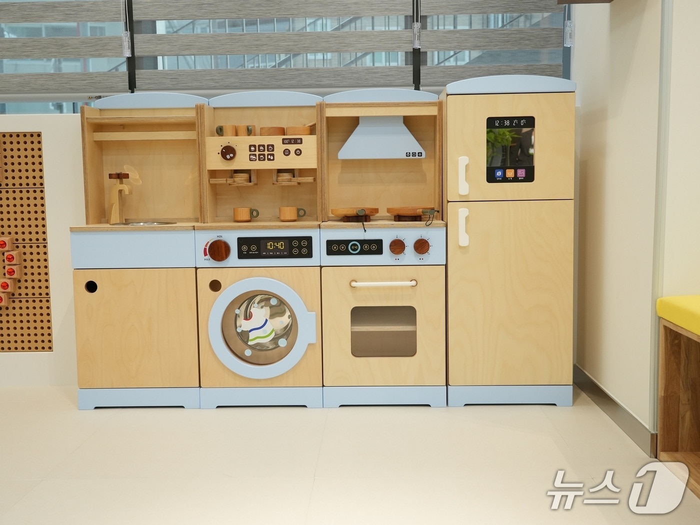 대구 수성구 파동에 있는 장난감대여소인 &#39;장난감숲&#39;에 발달 단계별 장난감 376점이 비치돼 있다. &#40;재판매 및 DB 금지&#41;