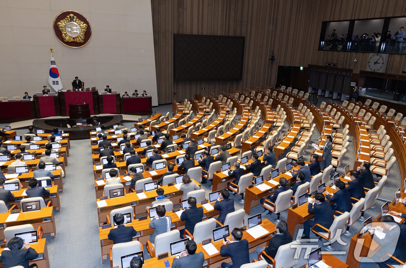 4일 오후 서울 여의도 국회에서 열린 제424회 국회(임시회) 제1차 본회의에 국민의힘 의원들이 불참해 있다. ⓒ News1 이재명 기자