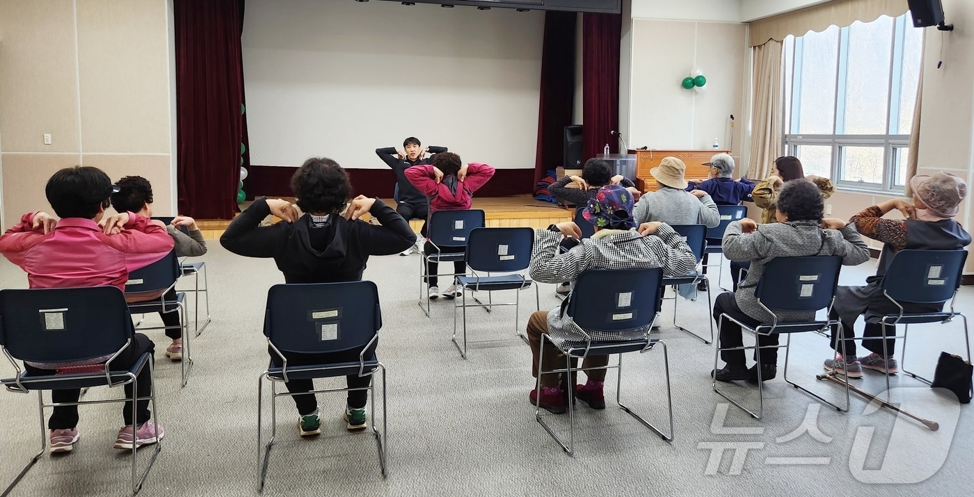 증평군보건소 치매안심센터 인지강화 교실 운영 모습/뉴스1