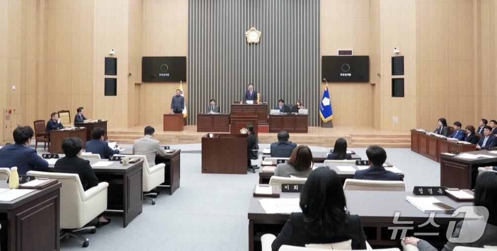 제341회 춘천시의회 임시회 제2차 본회의.(춘천시의회 제공, 재판매 및 DB금지)