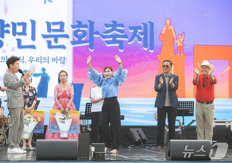 지난해 전국 실향민 노래자랑.(속초시 제공, 재판매 및 DB 금지) 2025.5.11/뉴스1