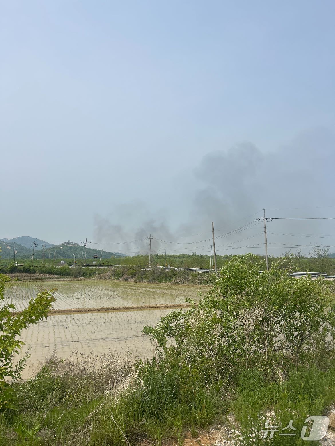 강원 철원 갈말읍 정연리 산불 현장.(강원도소방본부 제공, 재판매 및 DB금지)