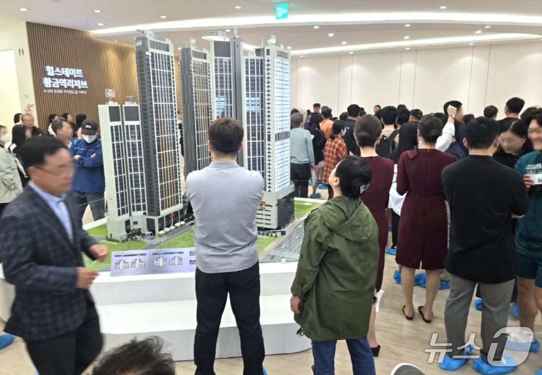 대구의 민간아파트 분양 가격이 한달 만에 보합세를 기록했다. 사진은 대구 수성구의 한 견본주택 모습. (사진은 기사 내용과 무관함) ⓒ News1 DB