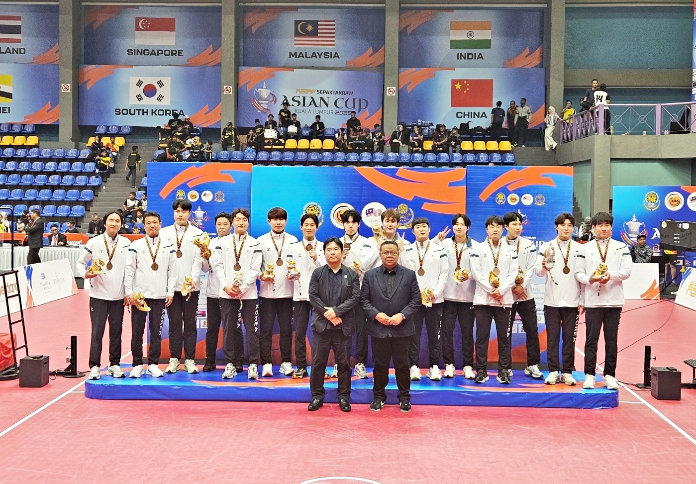 한국 남자 세팍타크로 대표팀이 2025 아시안컵 세팍타크로대회에서 동메달 2개를 따냈다. (대한세팍타크로협회 제공)