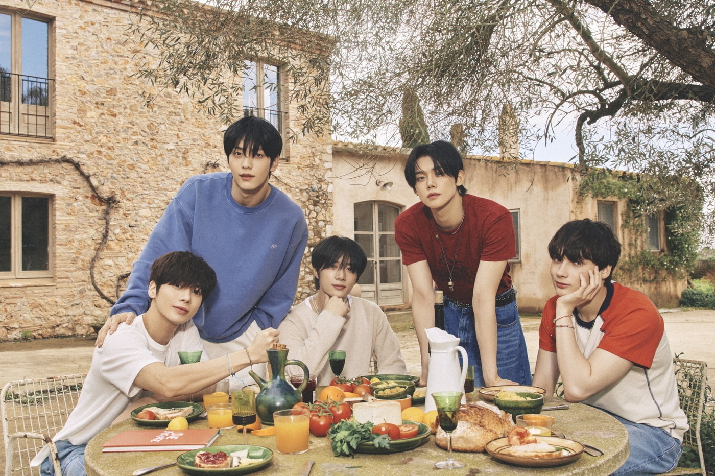 투모로우바이투게더