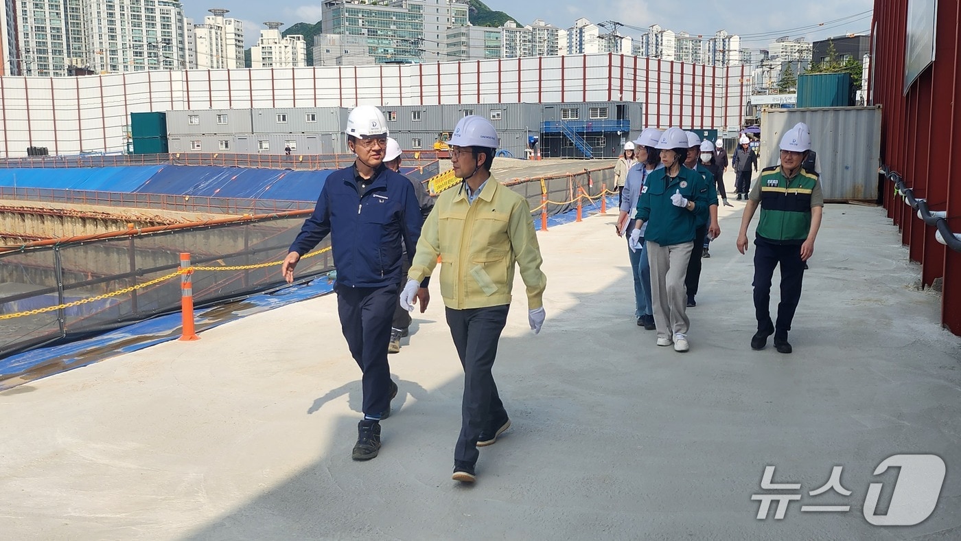 경기 군포시 재난취약지역 현장 점검. (군포시 제공. 재판매 및 DB 금지) 2025.5.21/뉴스1