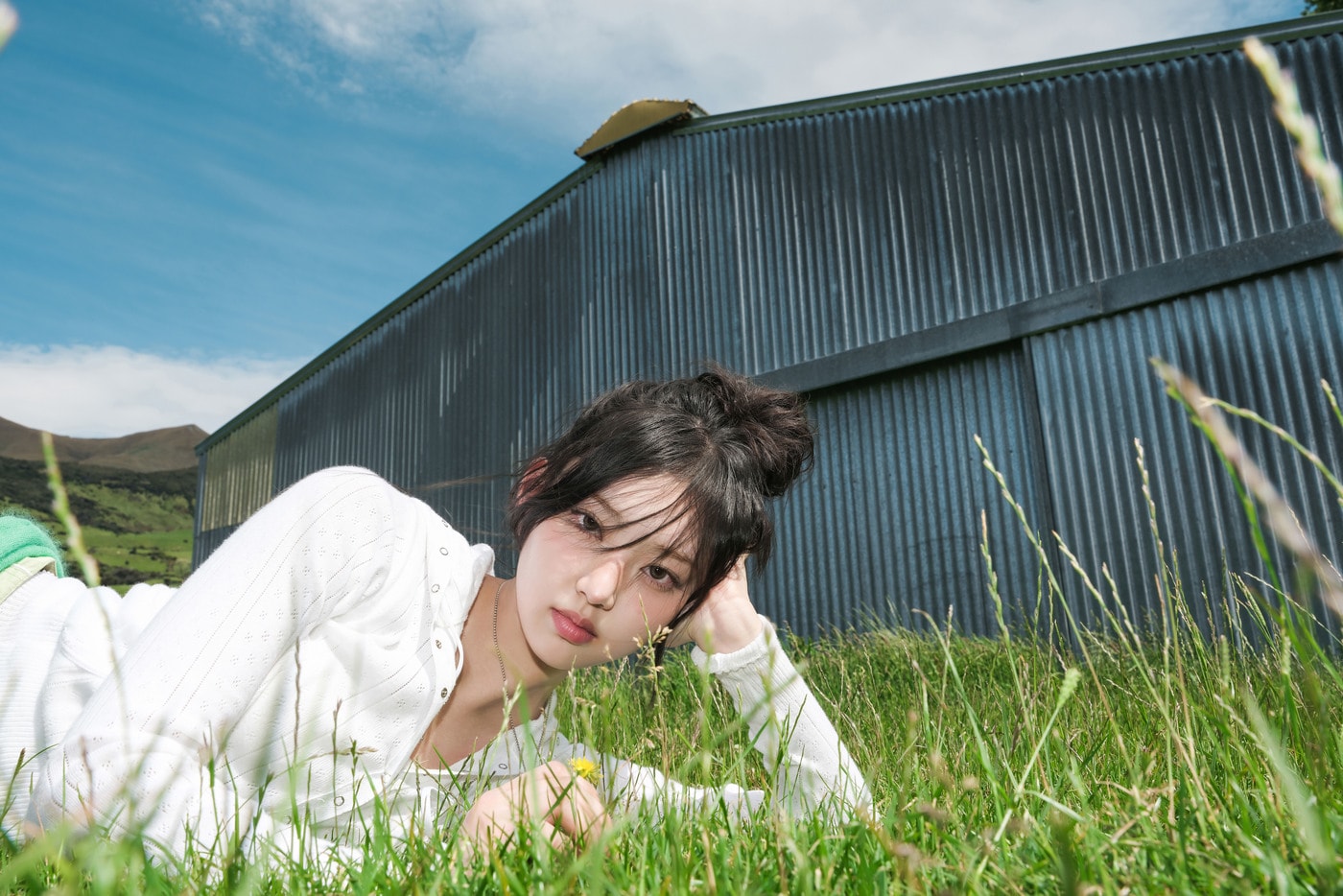 걸그룹 키키 이솔.(두산 베어스 제공)