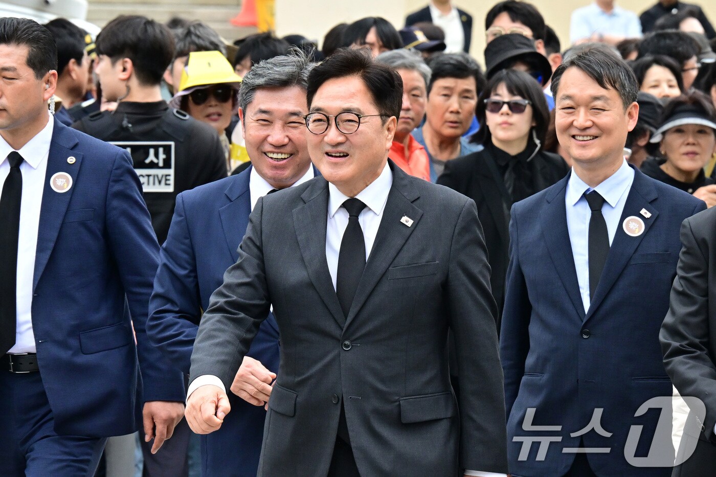 우원식 국회의장이 23일 오후 경남 김해시 봉하마을에서 열린 고 노무현 전 대통령 16주기 추도식에 참석하고 있다. (공동취재) 2025.5.23/뉴스1 ⓒ News1 이재명 기자