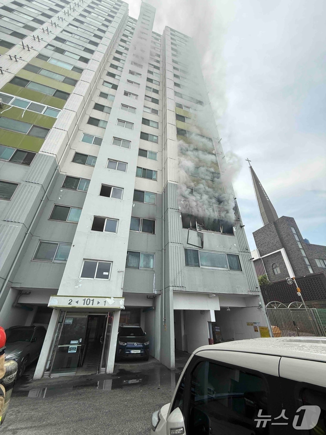 강원 원주 원동 아파트 화재 현장.(원주소방서 제공 ,재판매 및 DB금지)