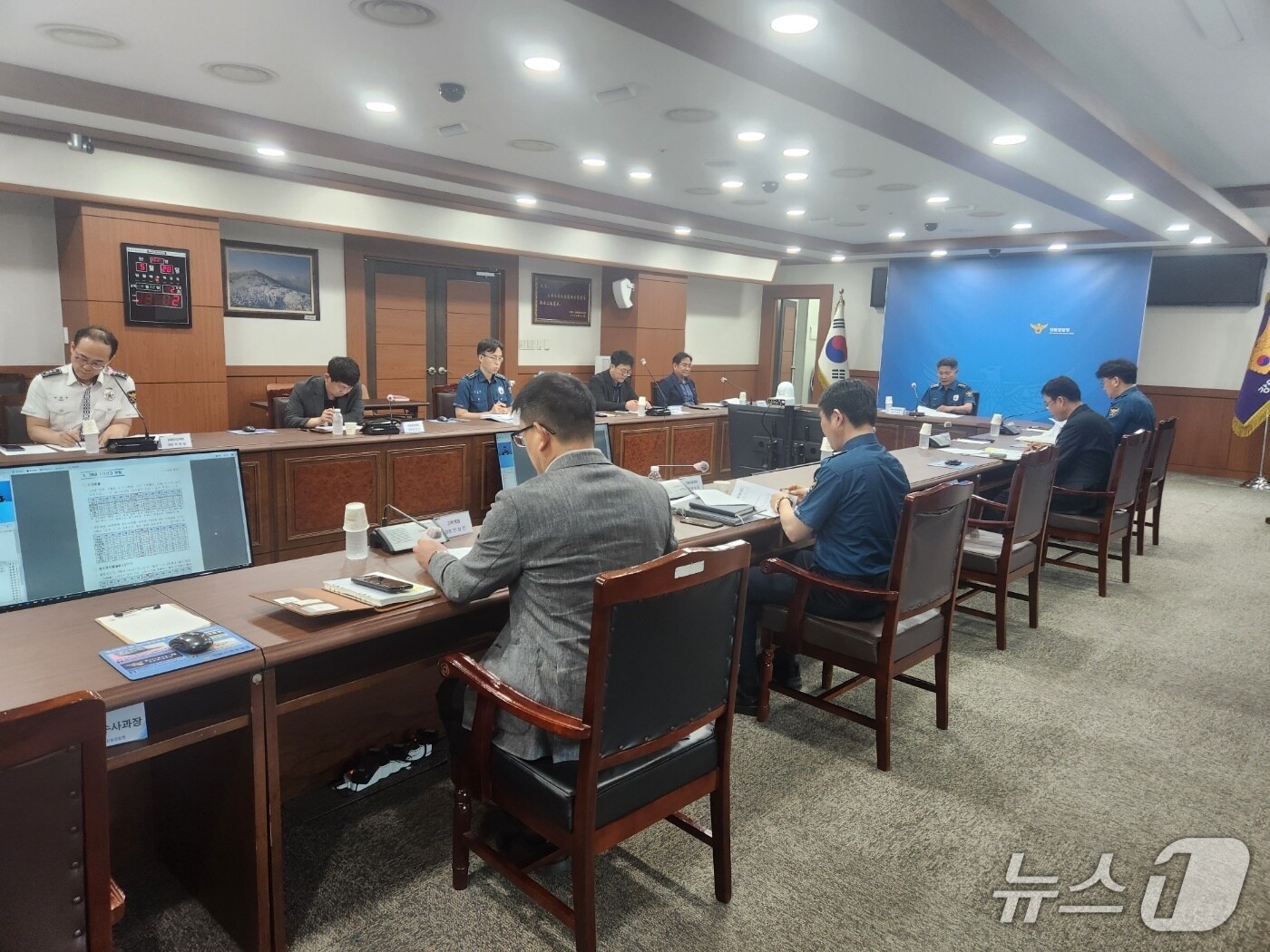 범죄예방 대응 전략회의.&#40;강원경찰청 제공. 재판매 및 DB금지&#41;/뉴스1