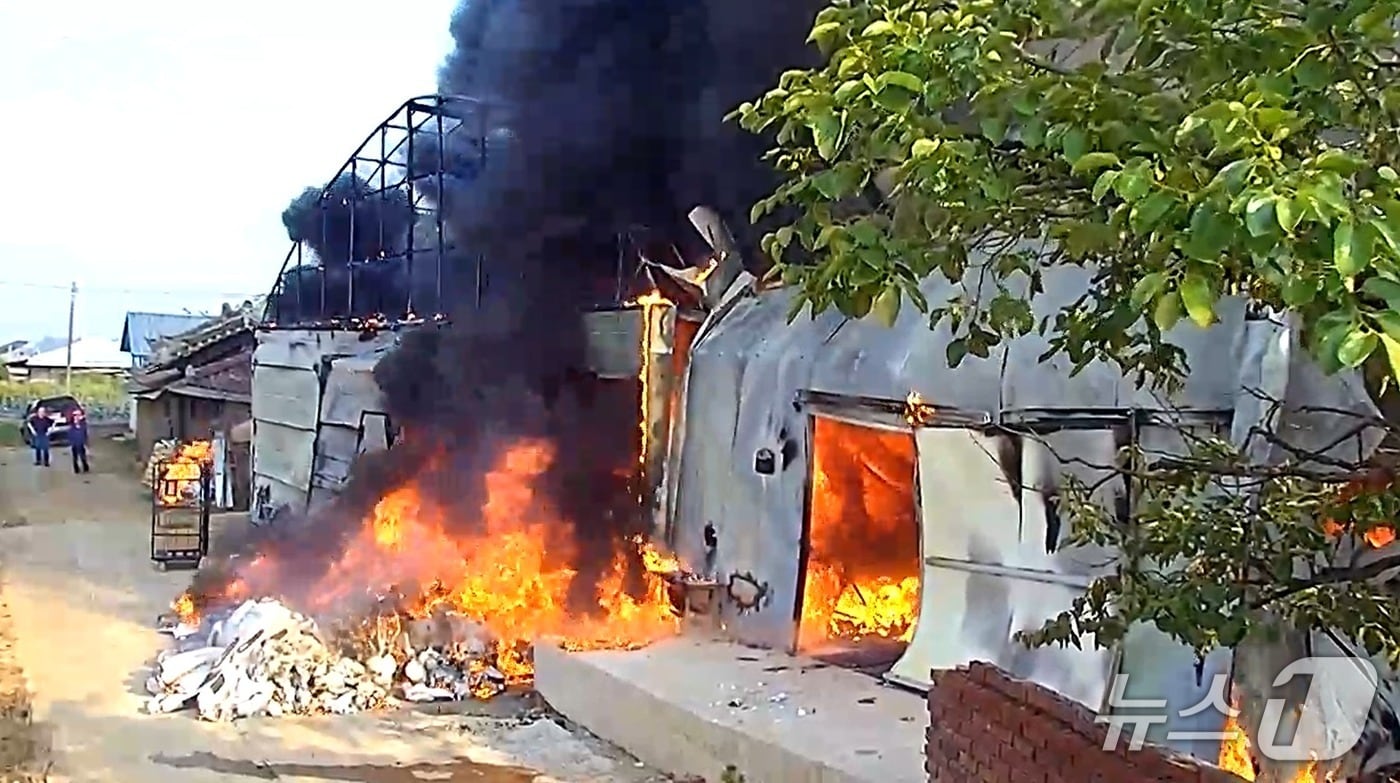 화재 현장 모습.(전북소방 제공. 재판매 및 DB금지)