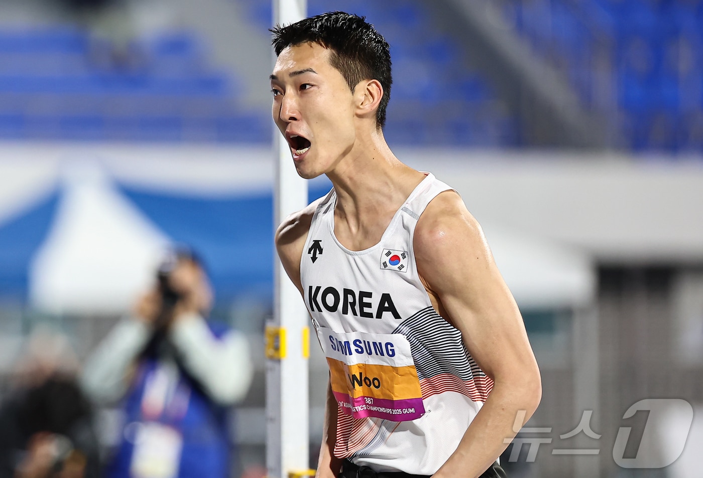 높이뛰기 우상혁, 독일 대회서 2m14 기록…복귀 후 부진 지속
