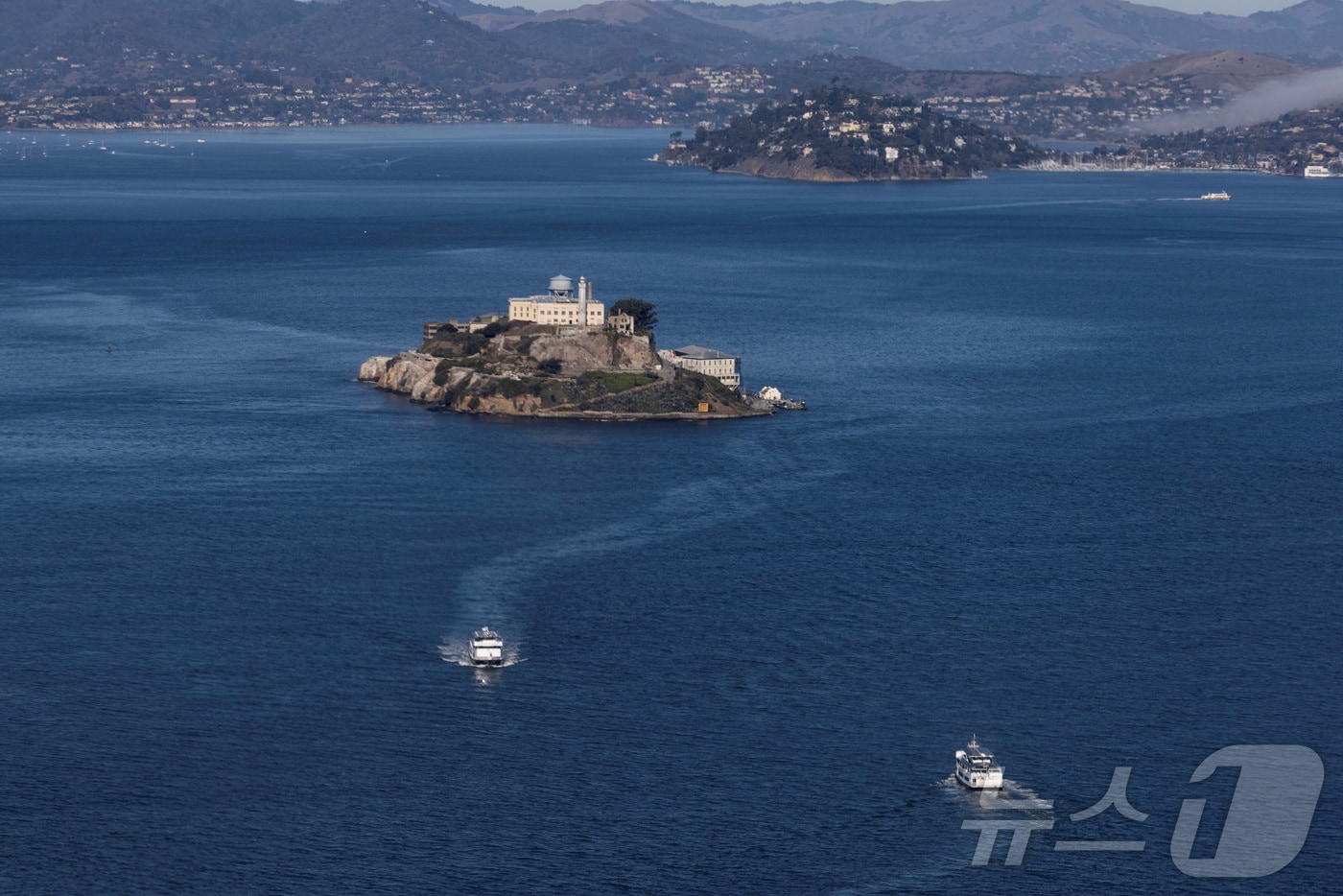 미국 캘리포니아 샌프란시스코 해안의 앨커트래즈 섬. 2021.10.28 ⓒ 로이터=뉴스1