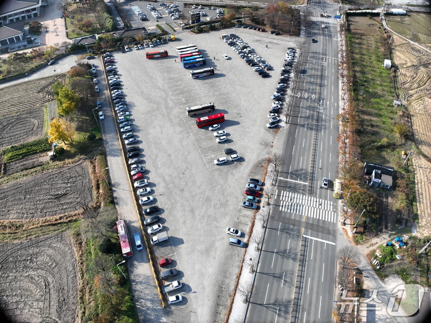 경북 경주시가 올 10월 2025 APEC 정상회의 만찬장인 경주박물관 동측에 있는 월성 주차장 정비 공사에 착수했다고 8일 밝혔다. (경주시제공, 제판매 및 DB 금지) 2025.5.8/뉴스1 